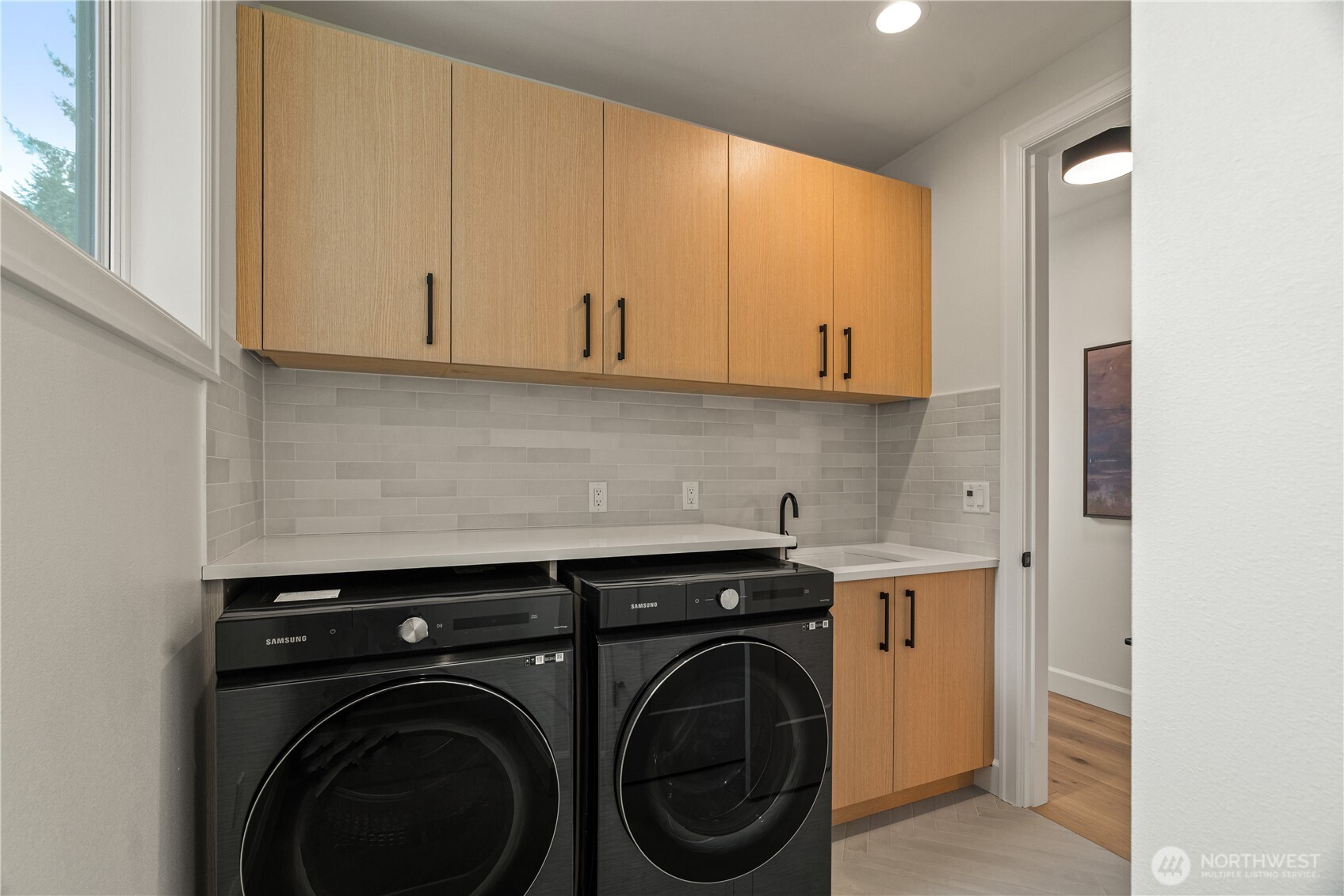 11204 108th Ave NE, Kirkland, WA 98033