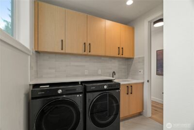 11204 108th Ave NE, Kirkland, WA 98033 - Photo 27