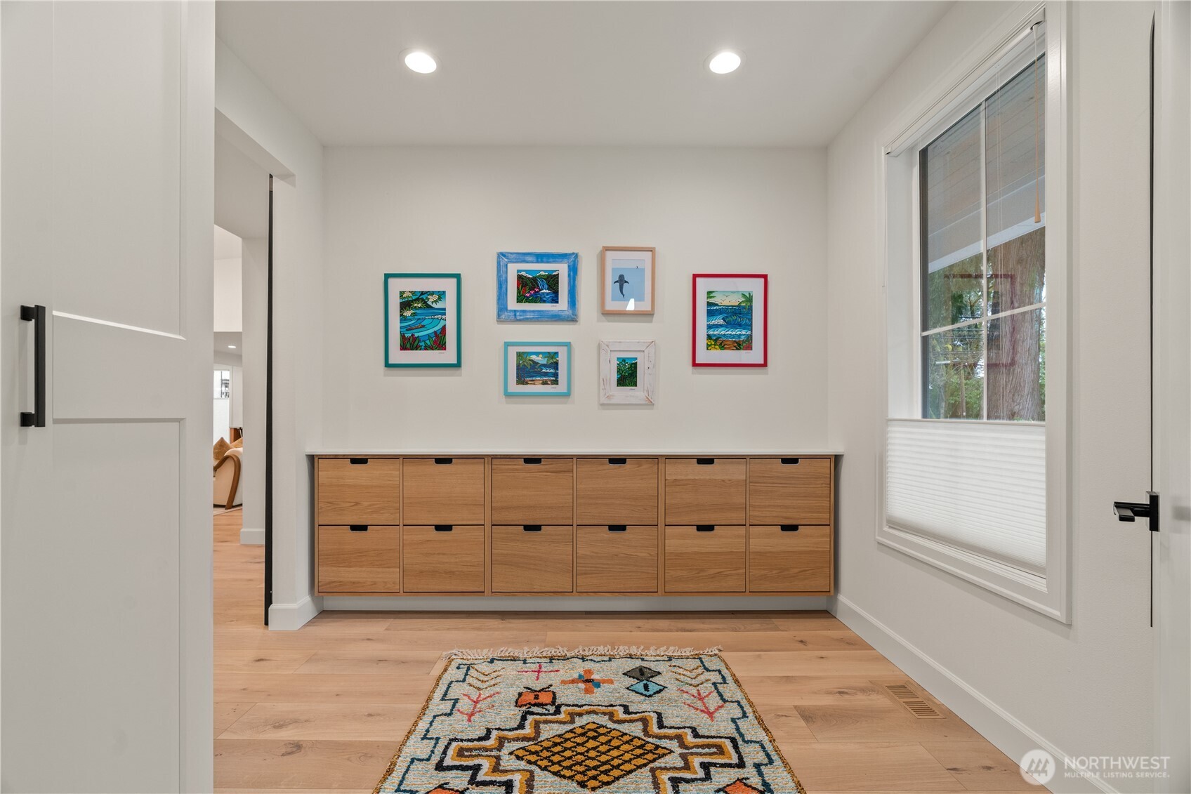 11204 108th Ave NE, Kirkland, WA 98033