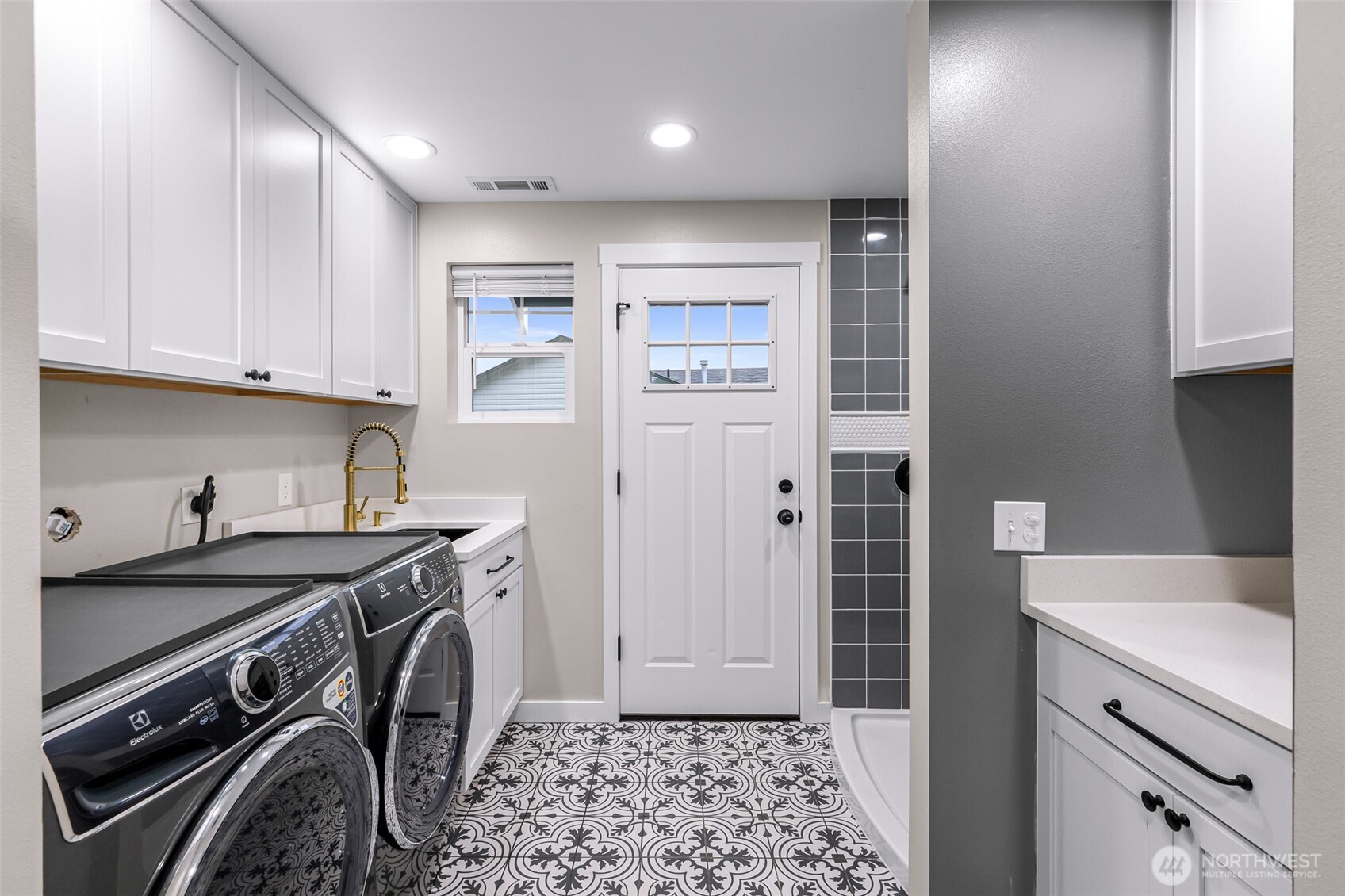 23448 Sherry Lane , Mount Vernon, WA 98274