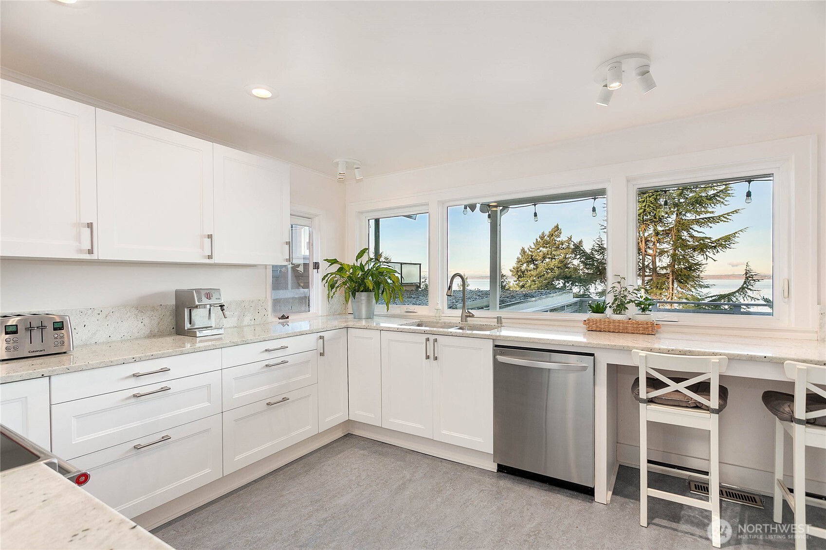 322 S Forest Street , Bellingham, WA 98225