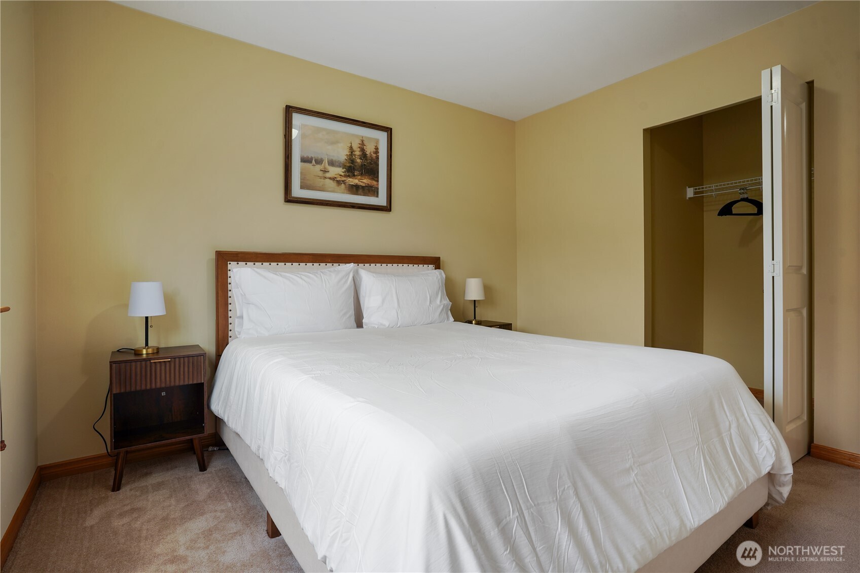 1934 W Earhart Street , Bremerton, WA 98312