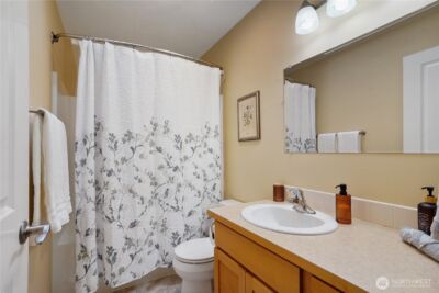 1934 W Earhart Street , Bremerton, WA 98312 - Photo 25