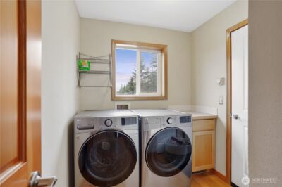 1934 W Earhart Street , Bremerton, WA 98312 - Photo 26