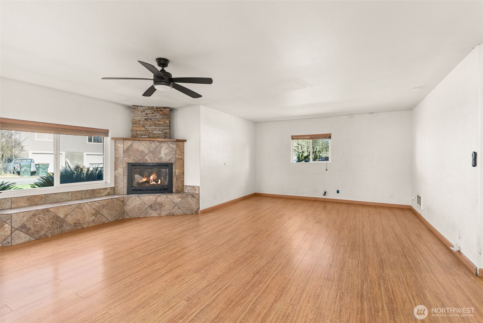 802 State Street , Centralia, WA 98531