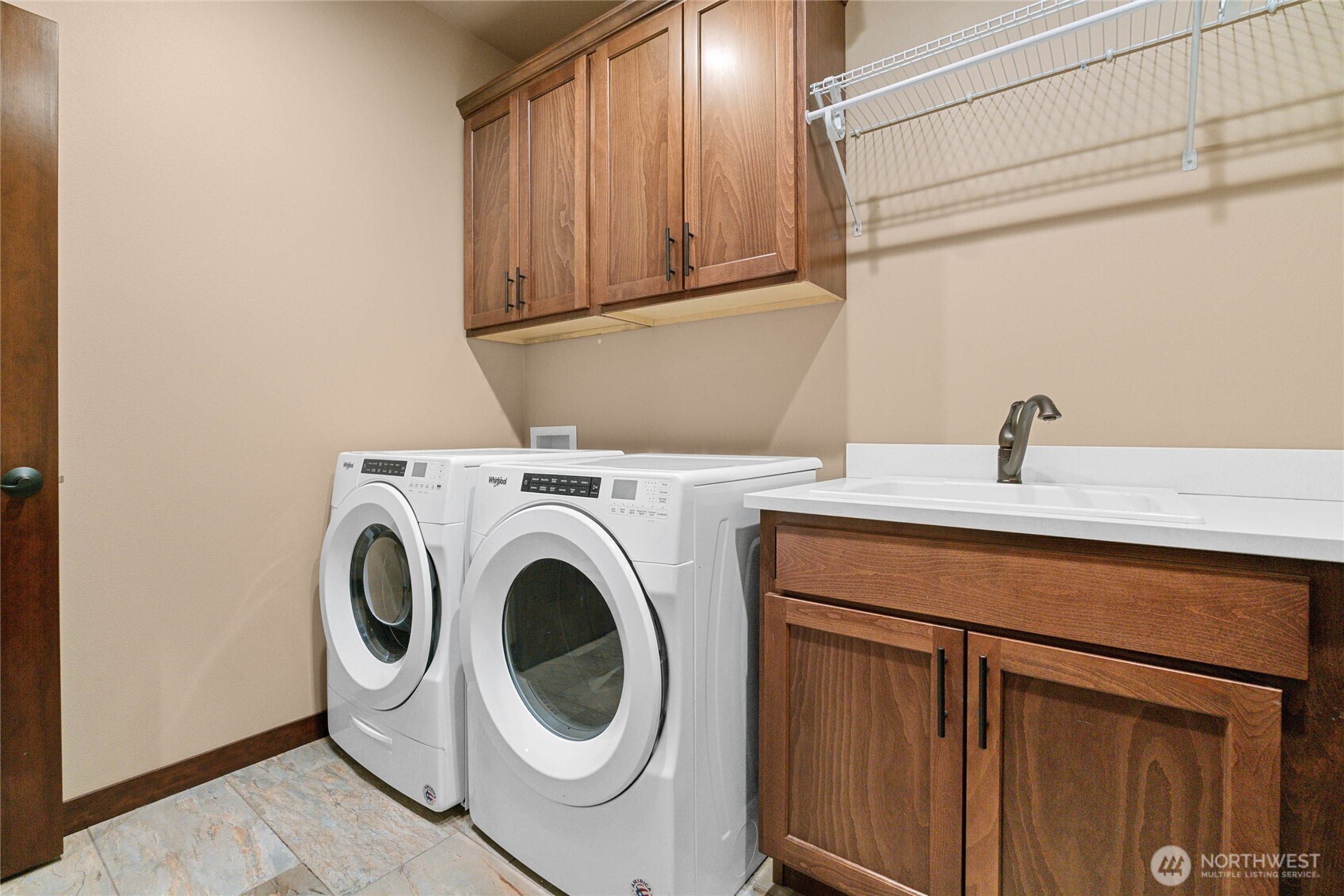 755 S Perry Avenue , East Wenatchee, WA 98802