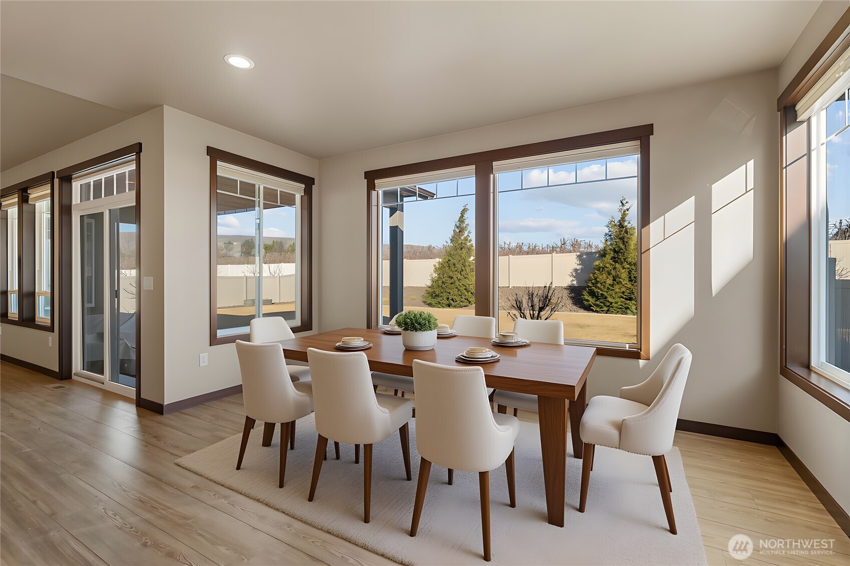 755 S Perry Avenue , East Wenatchee, WA 98802