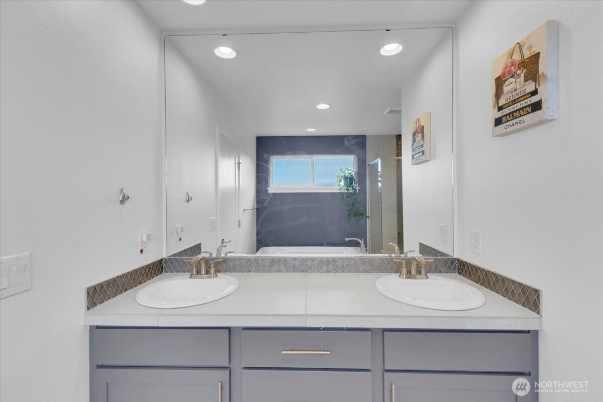 1004 75th Drive SE, Lake Stevens, WA 98258