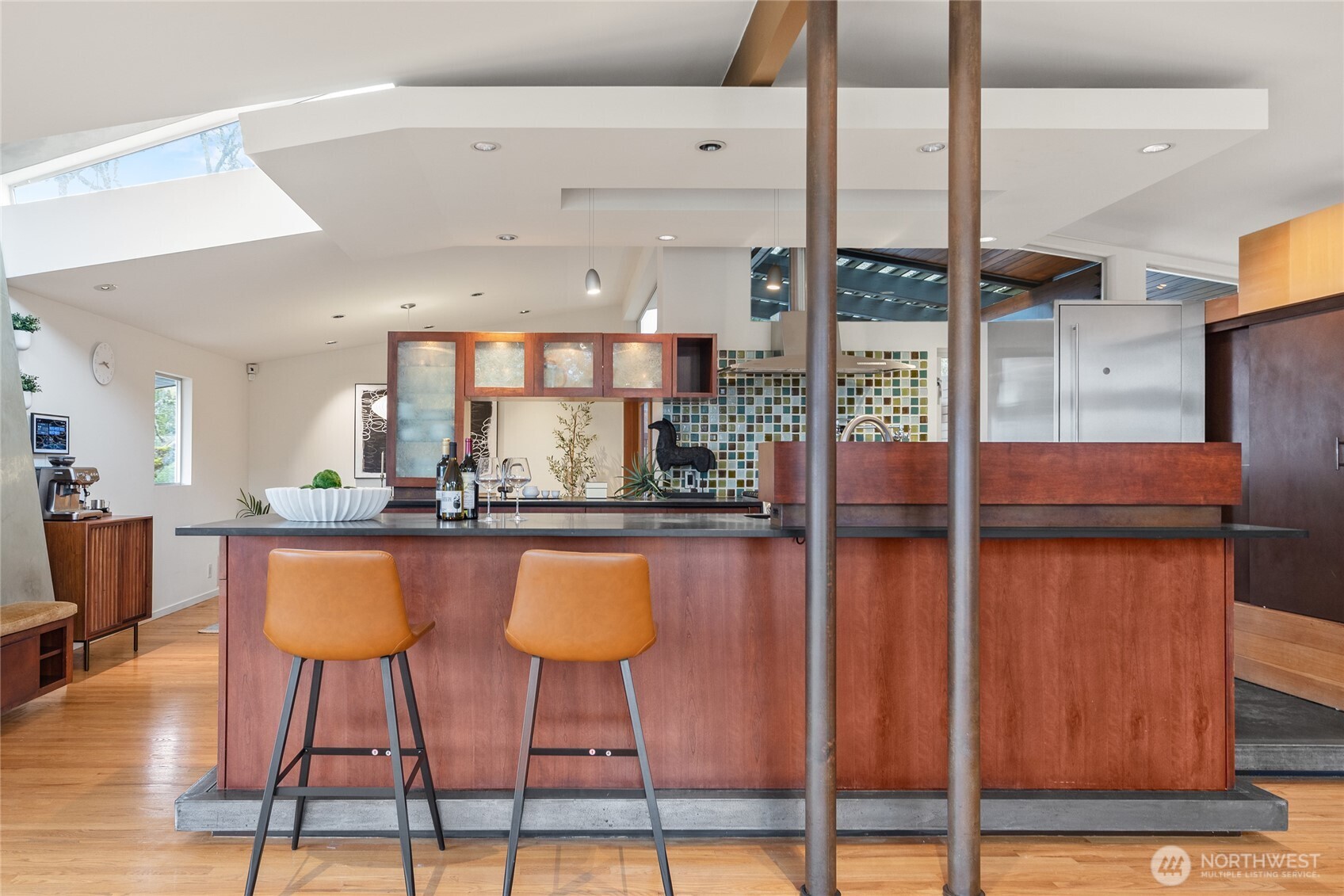 12857 SE 45th Pl , Bellevue, WA 98006