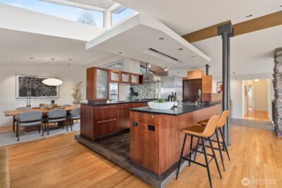 12857 SE 45th Pl , Bellevue, WA 98006 - Photo 13