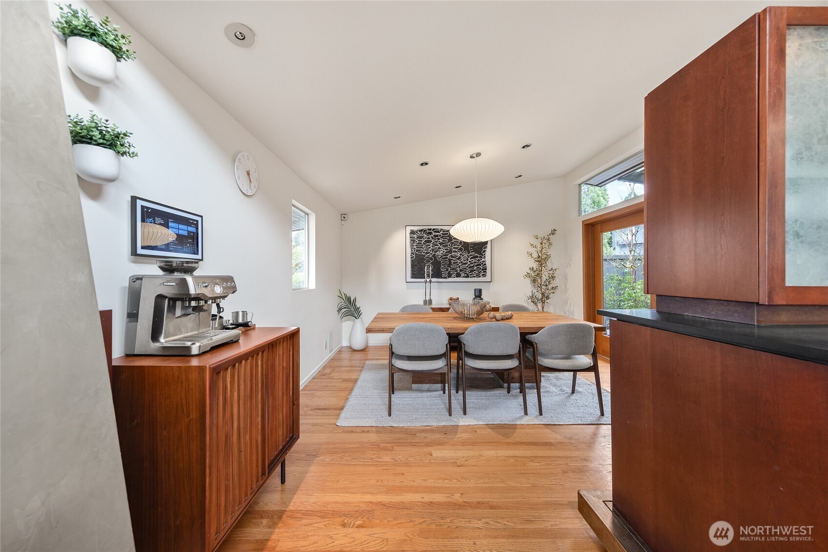 12857 SE 45th Pl , Bellevue, WA 98006