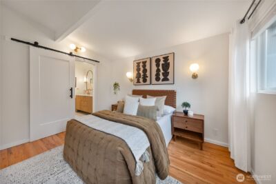 12857 SE 45th Pl , Bellevue, WA 98006 - Photo 19