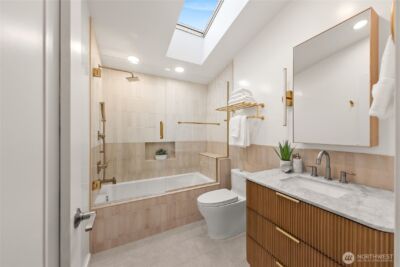 12857 SE 45th Pl , Bellevue, WA 98006 - Photo 20