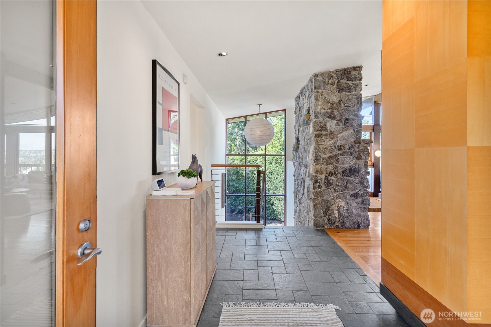 12857 SE 45th Pl , Bellevue, WA 98006