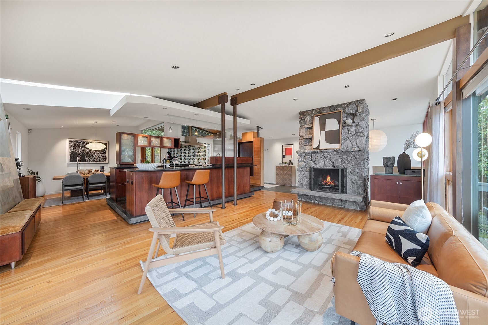 12857 SE 45th Pl , Bellevue, WA 98006