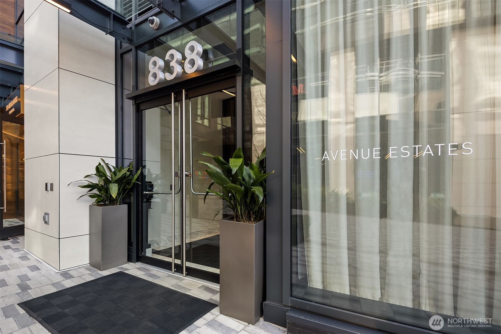 838 Avenue Square NE #1701, Bellevue, WA 98004