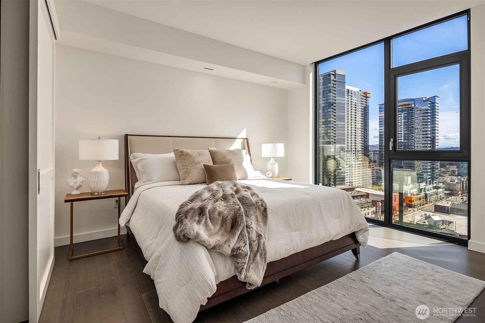 838 Avenue Square NE #1701, Bellevue, WA 98004