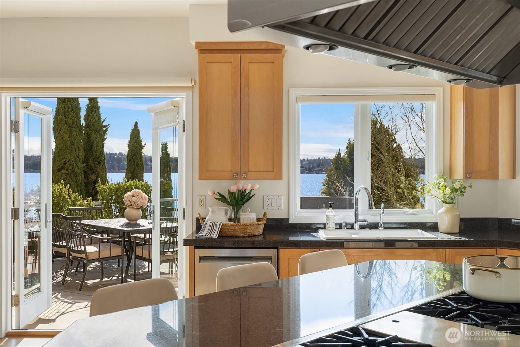 7439 W Mercer Way , Mercer Island, WA 98040