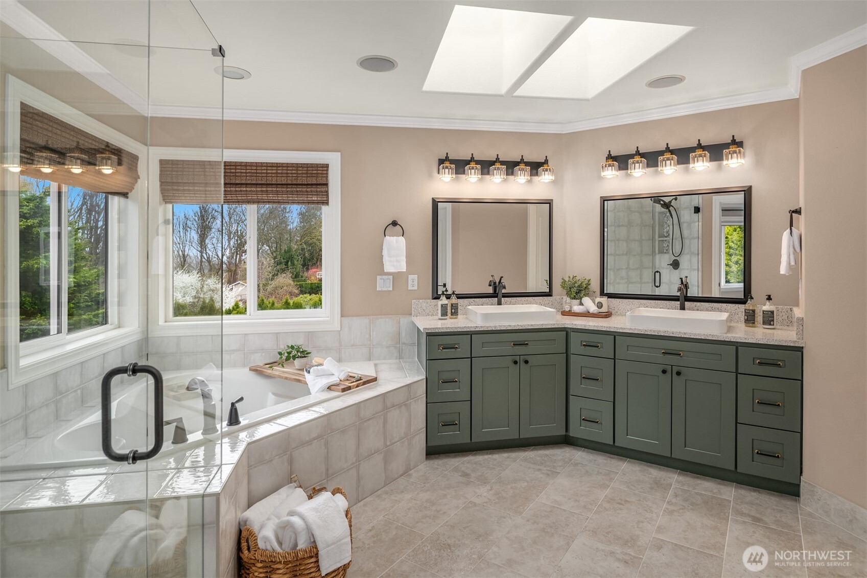 11712 37th Street SE, Snohomish, WA 98290