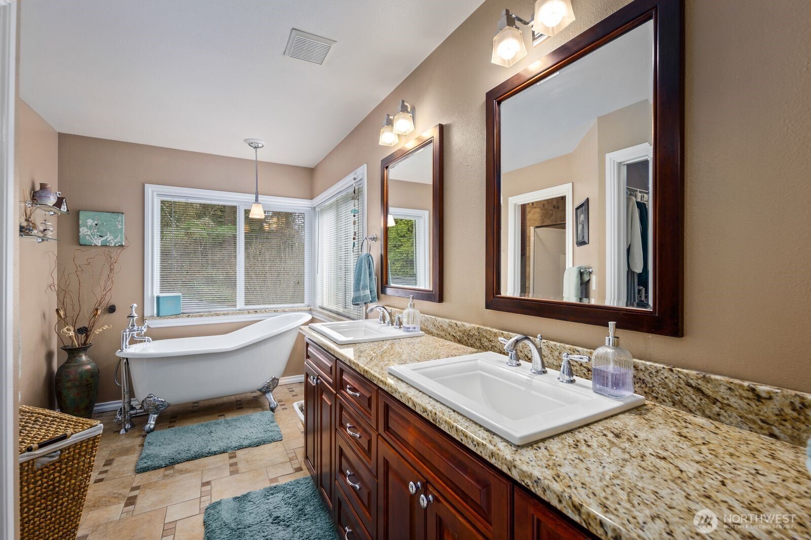 36332 31st Place S, Federal Way, WA 98003