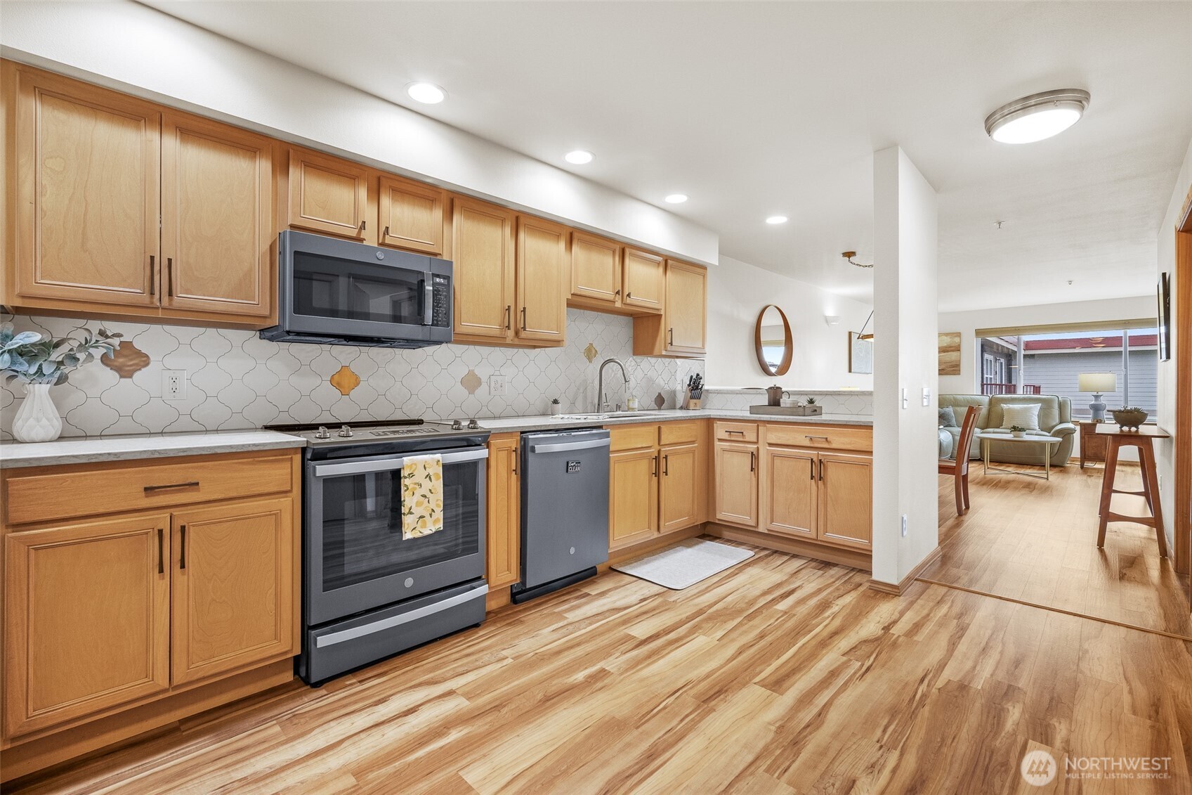 1011 Bancroft Street #204, Bellingham, WA 98225