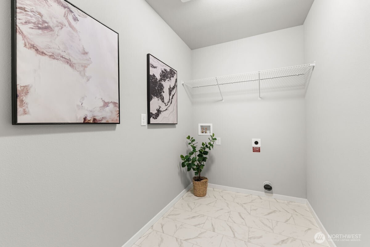 7427 45TH Place NE, Marysville, WA 98270