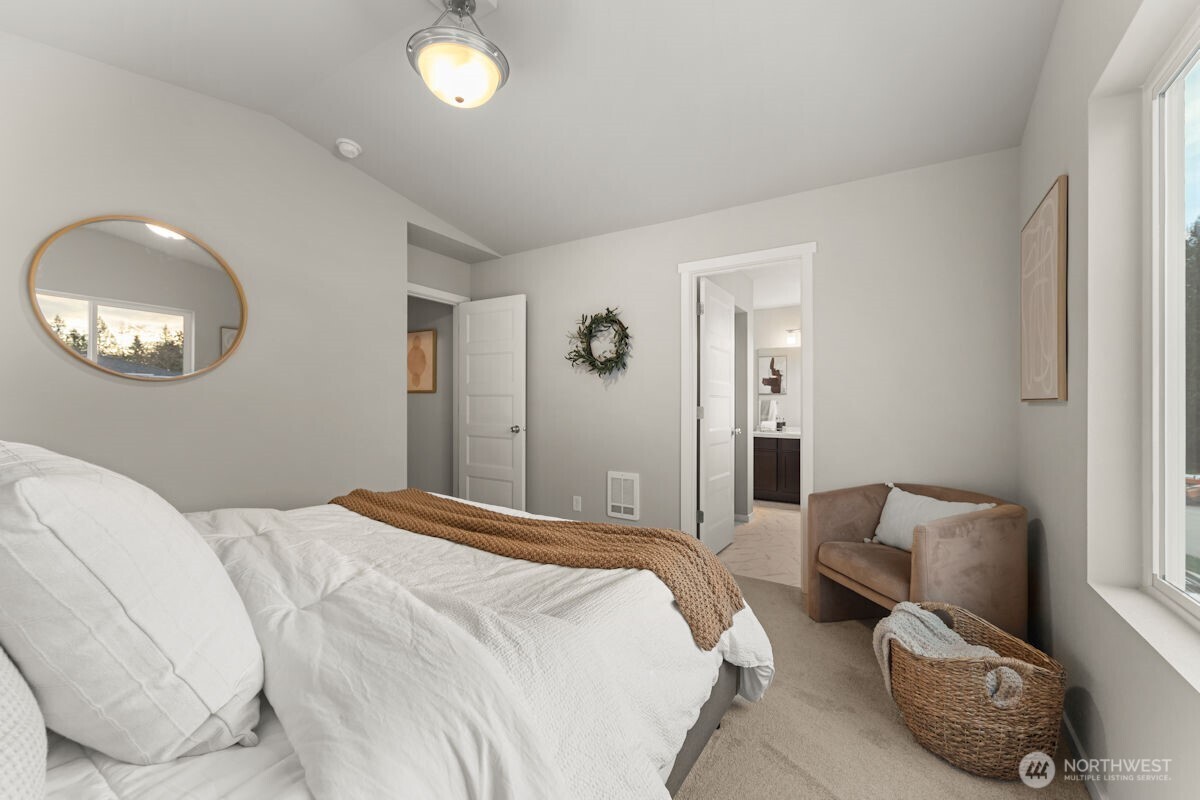 7427 45TH Place NE, Marysville, WA 98270