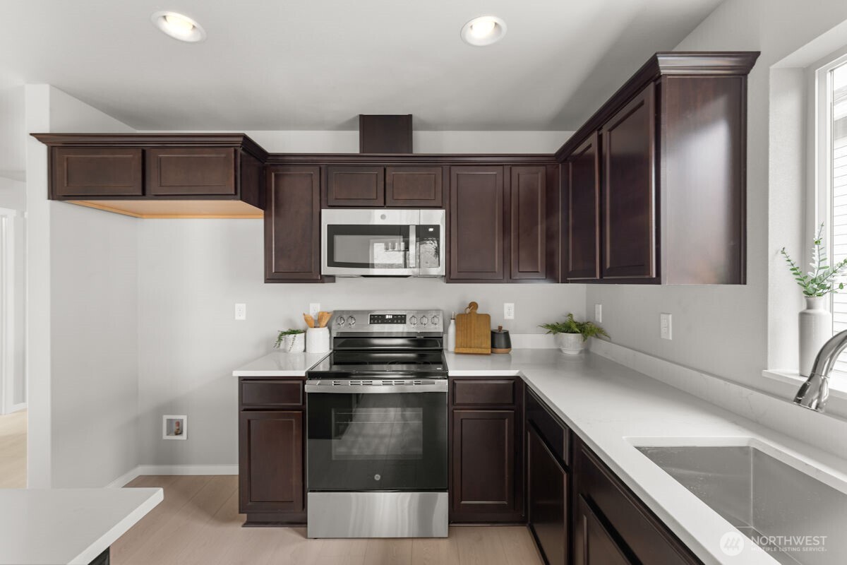 7427 45TH Place NE, Marysville, WA 98270