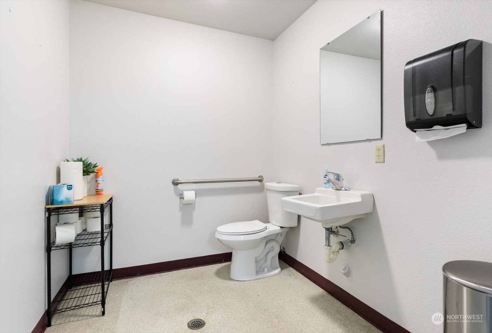 5589 Harbor Avenue , Freeland, WA 98249