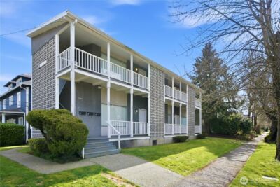 901 S Grant Avenue , Tacoma, WA 98405