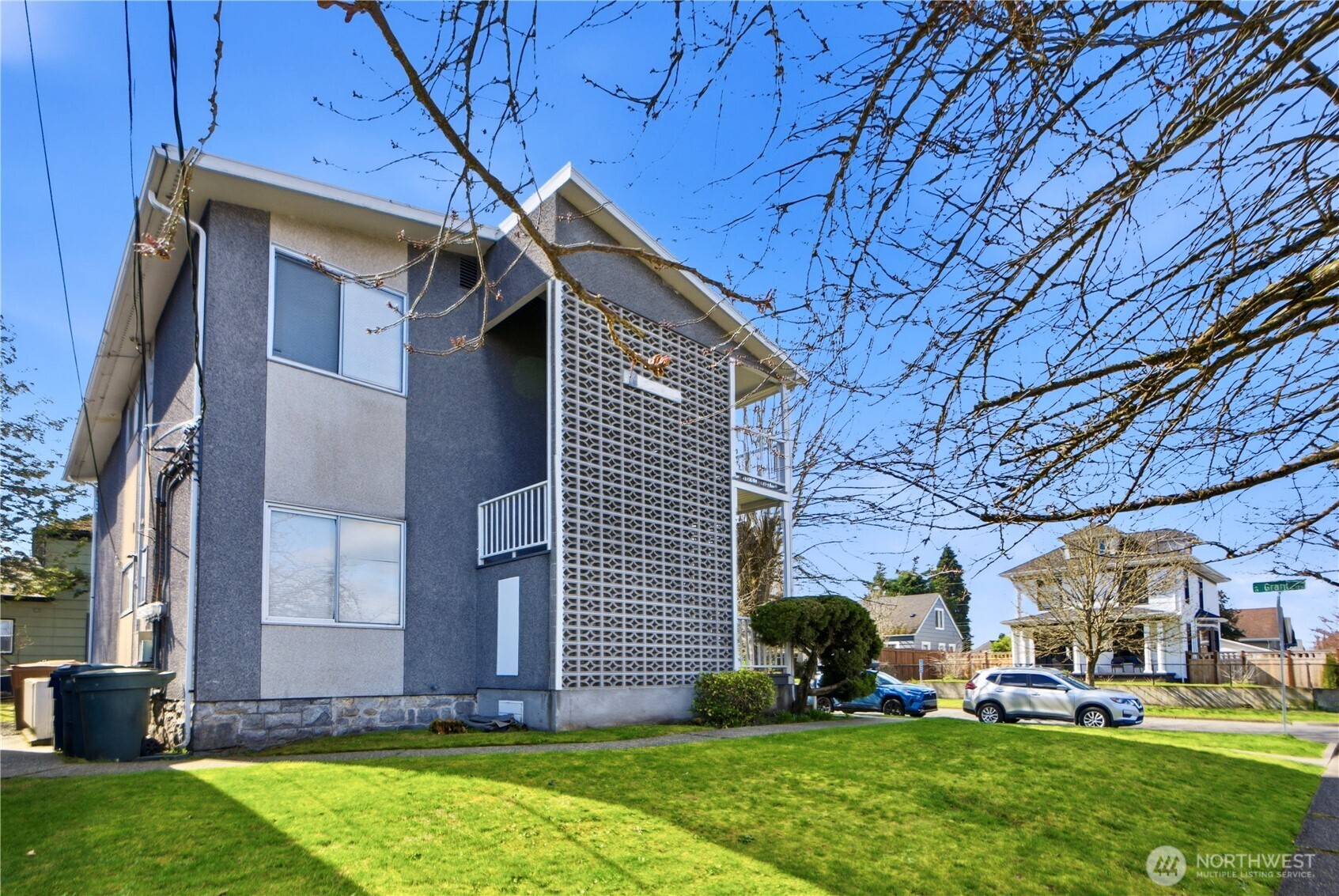 901 S Grant Avenue , Tacoma, WA 98405