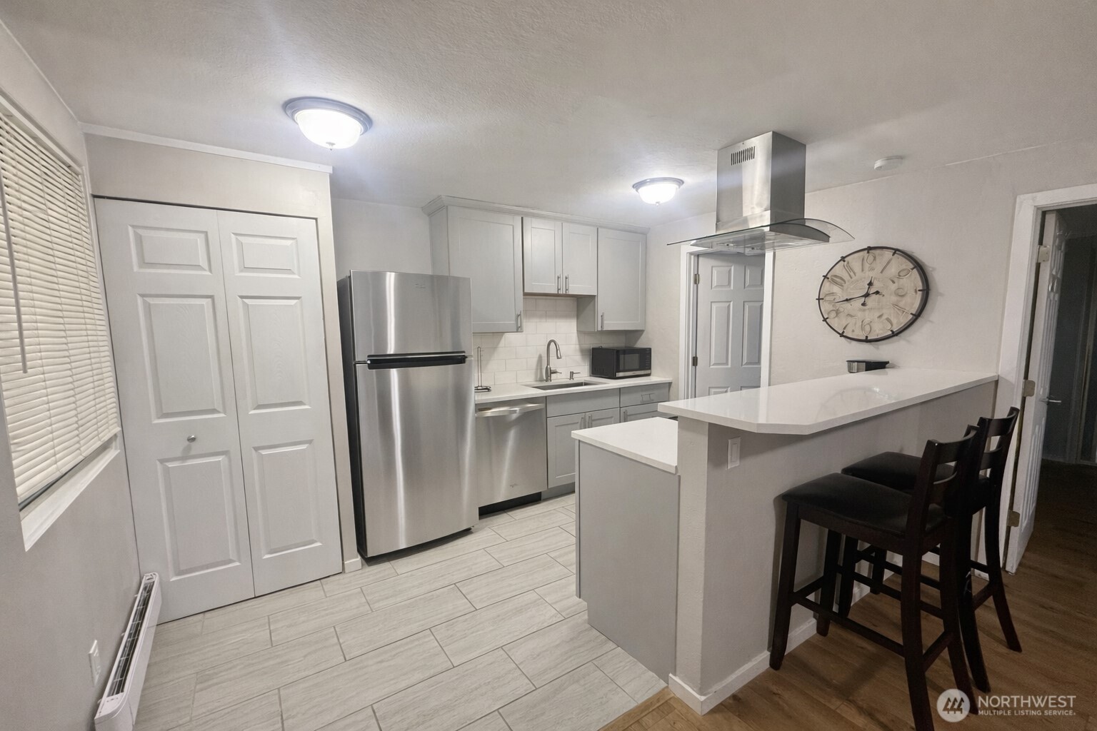 901 S Grant Avenue , Tacoma, WA 98405