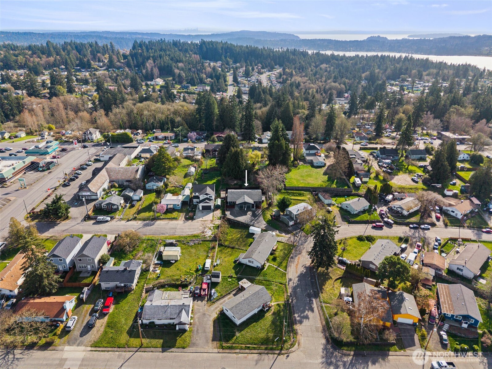 2768 Maple Street , Bremerton, WA 98310