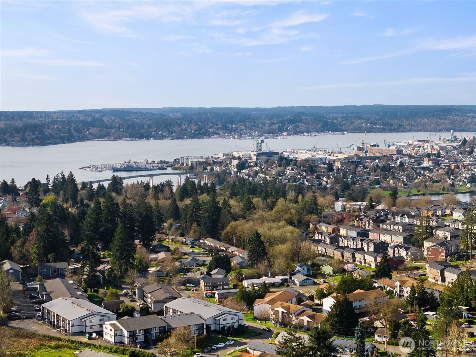 2768 Maple Street , Bremerton, WA 98310