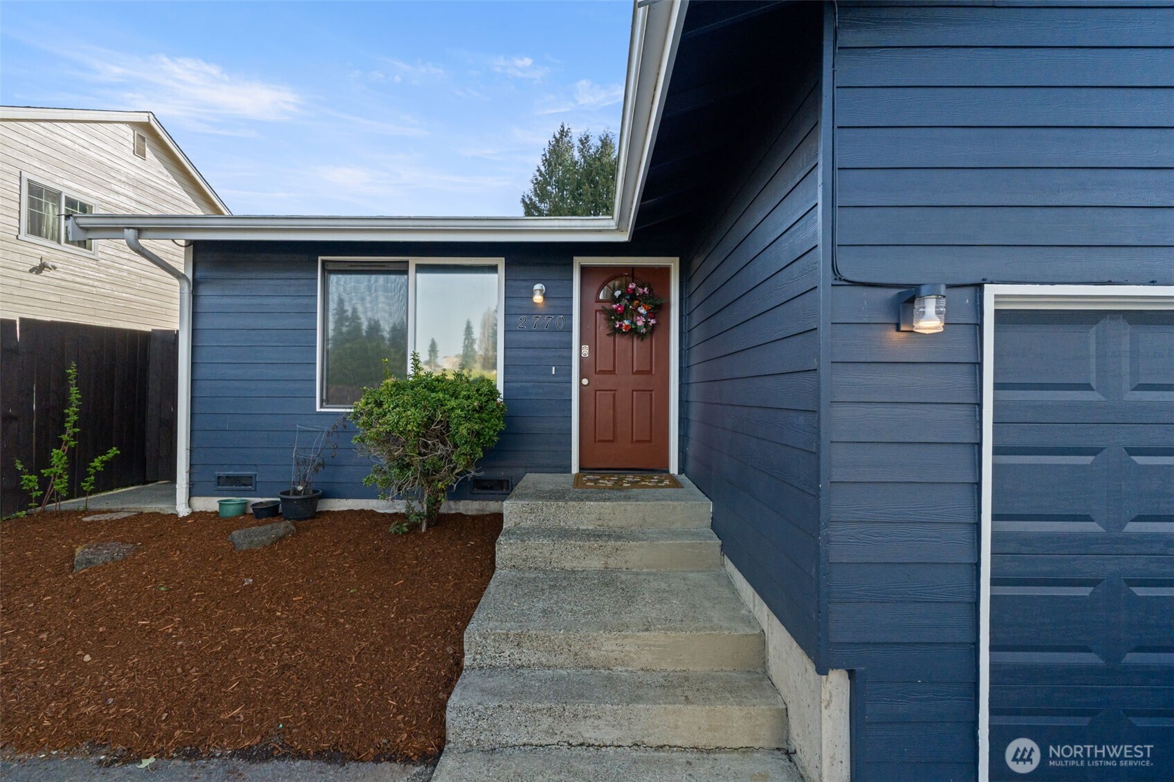 2768 Maple Street , Bremerton, WA 98310
