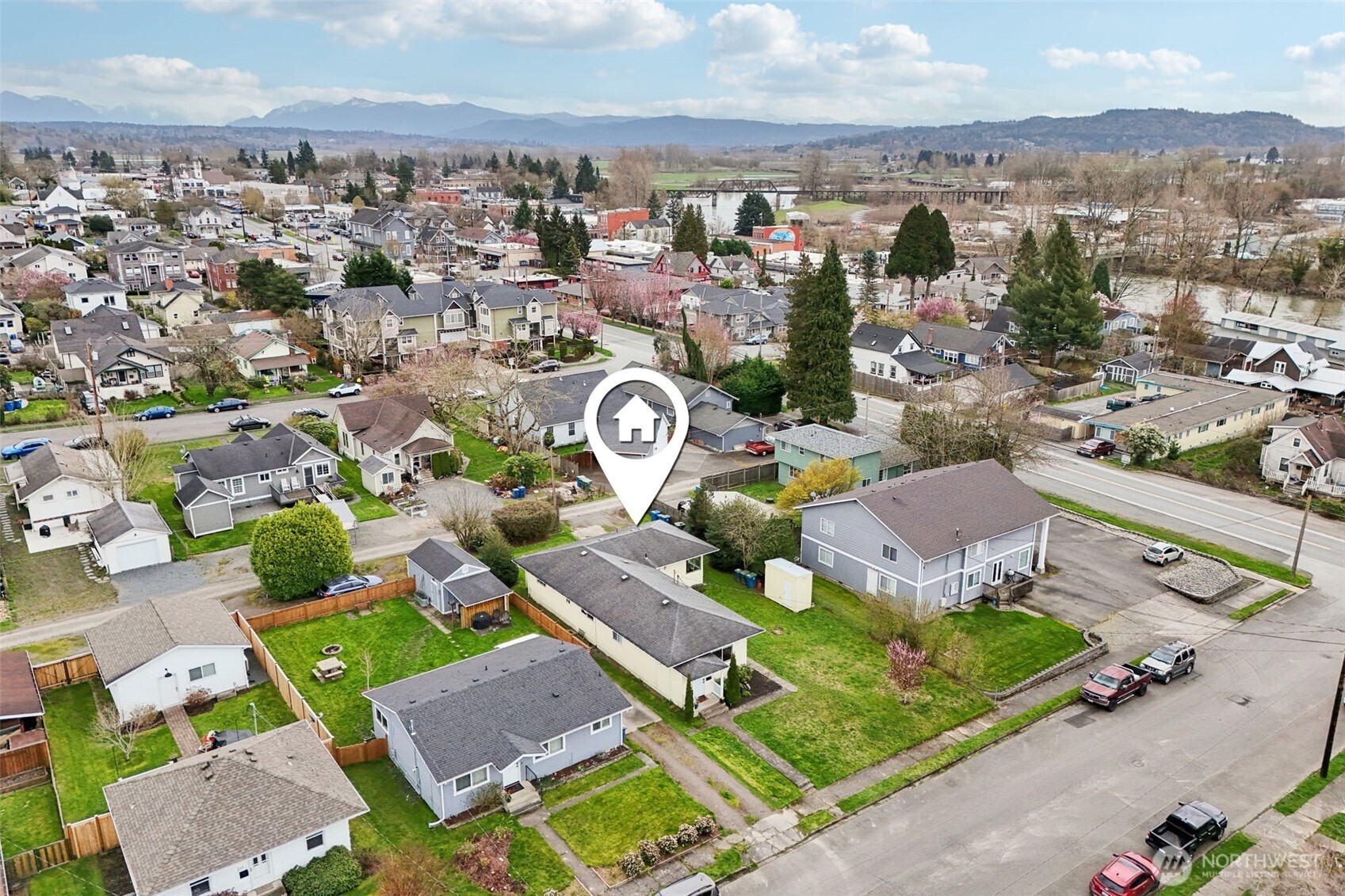 211 Ave F #1 & 2, Snohomish, WA 98290