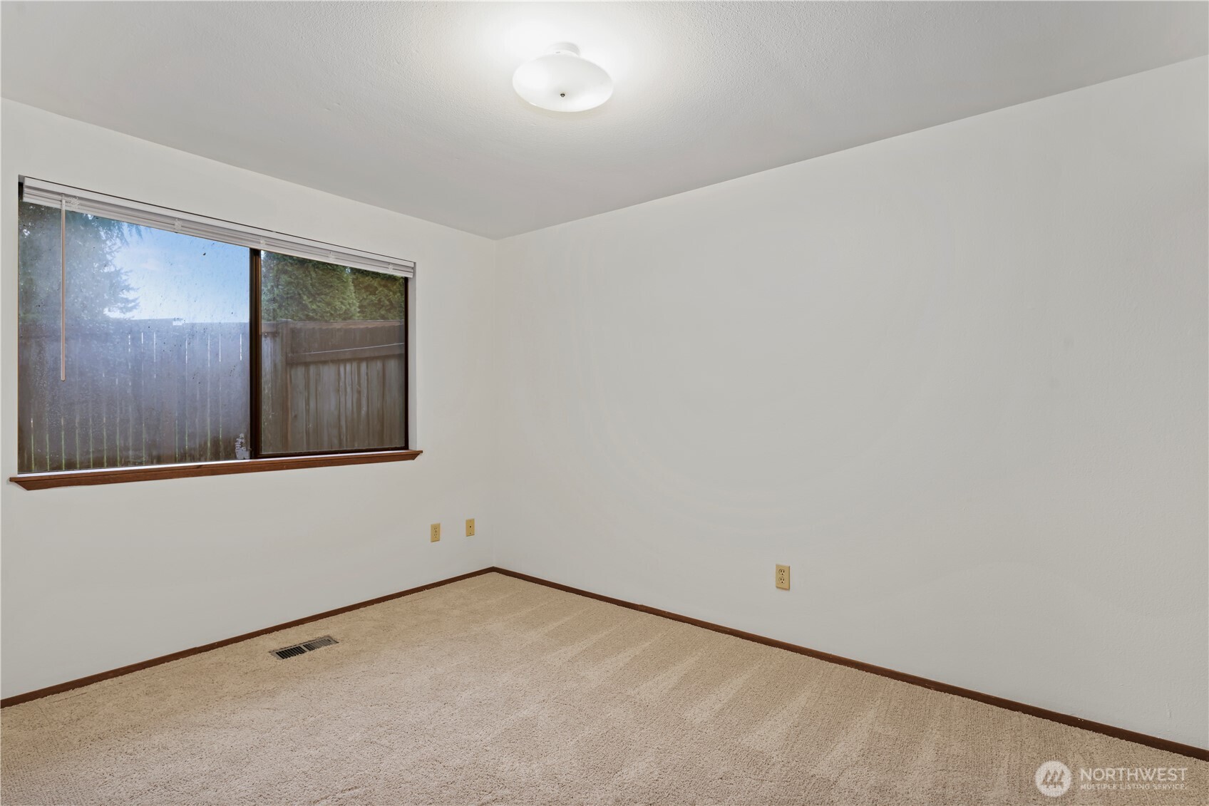 6822 NE 153rd Pl , Kenmore, WA 98028