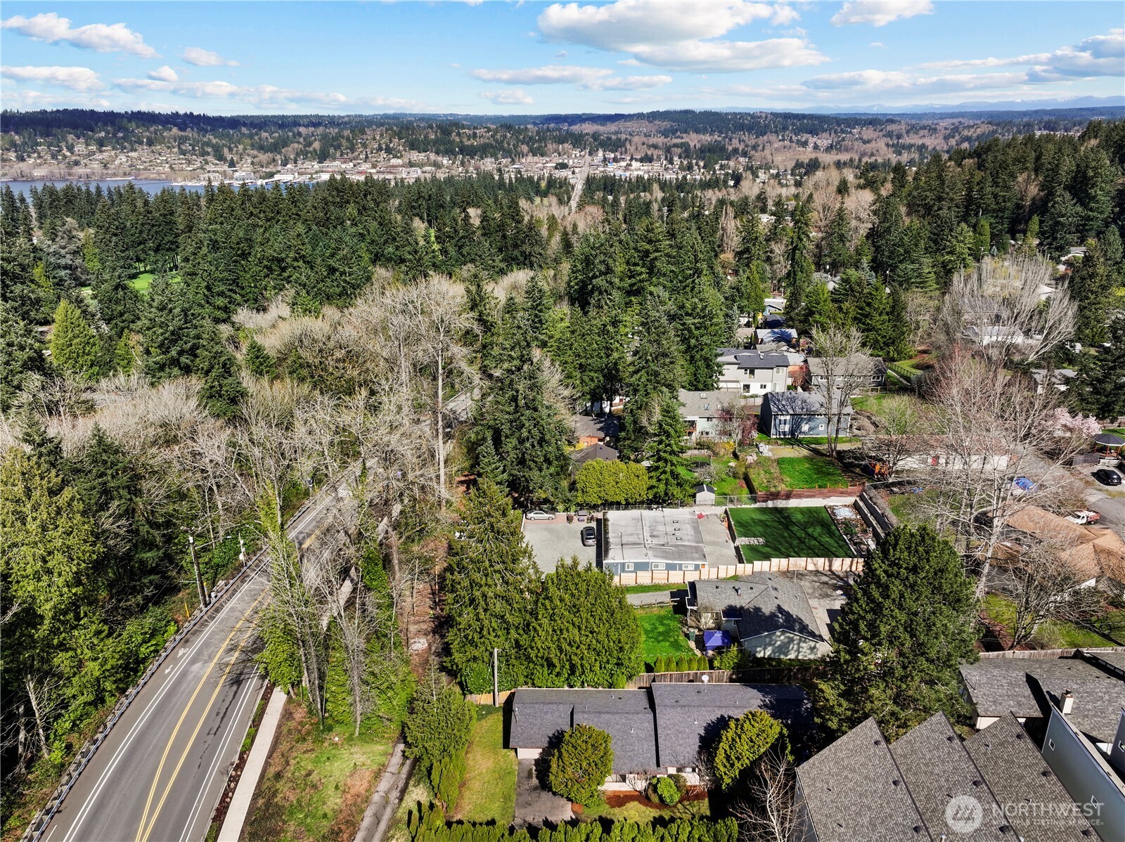 6822 NE 153rd Pl , Kenmore, WA 98028