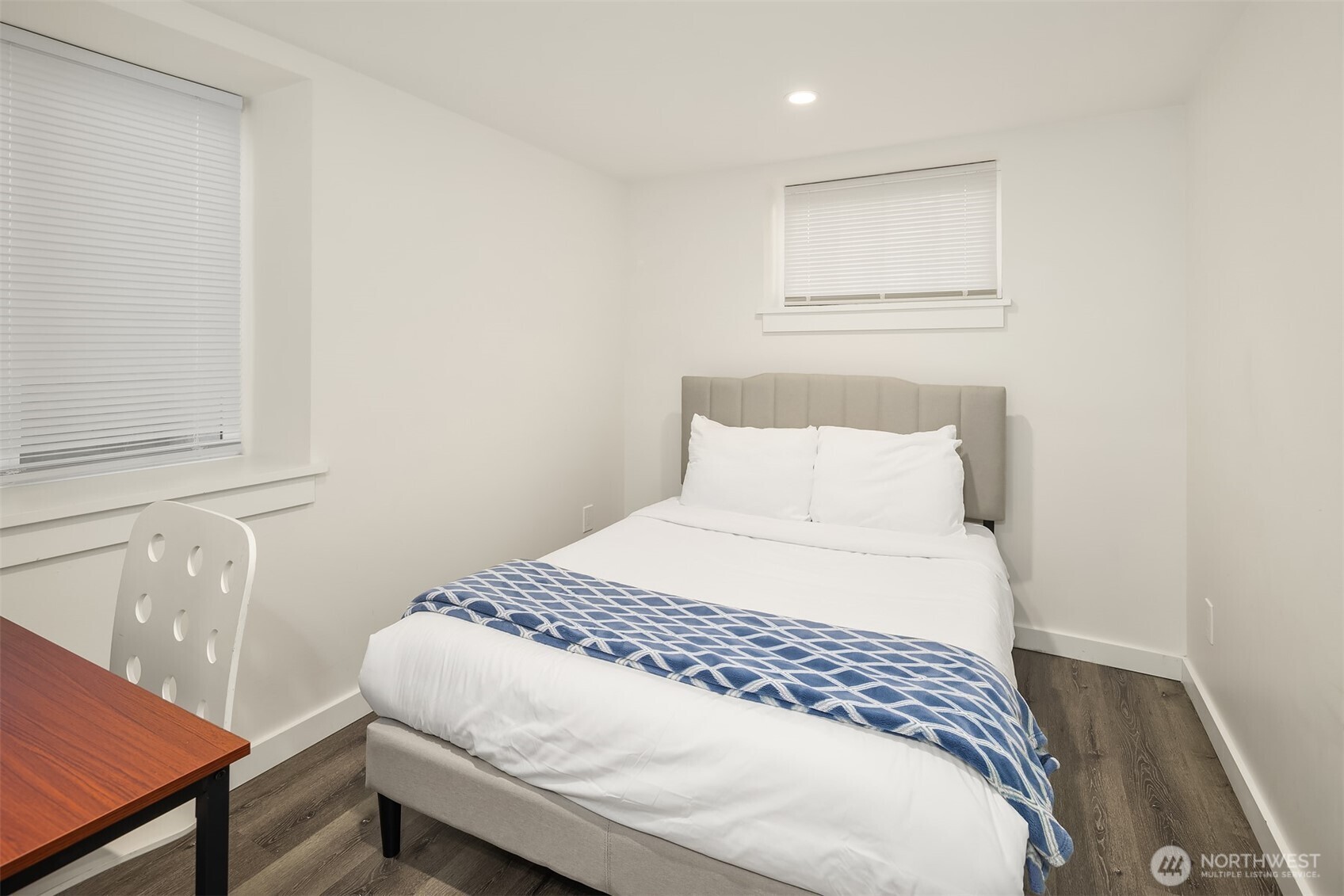 250 NE 50th Street , Seattle, WA 98105