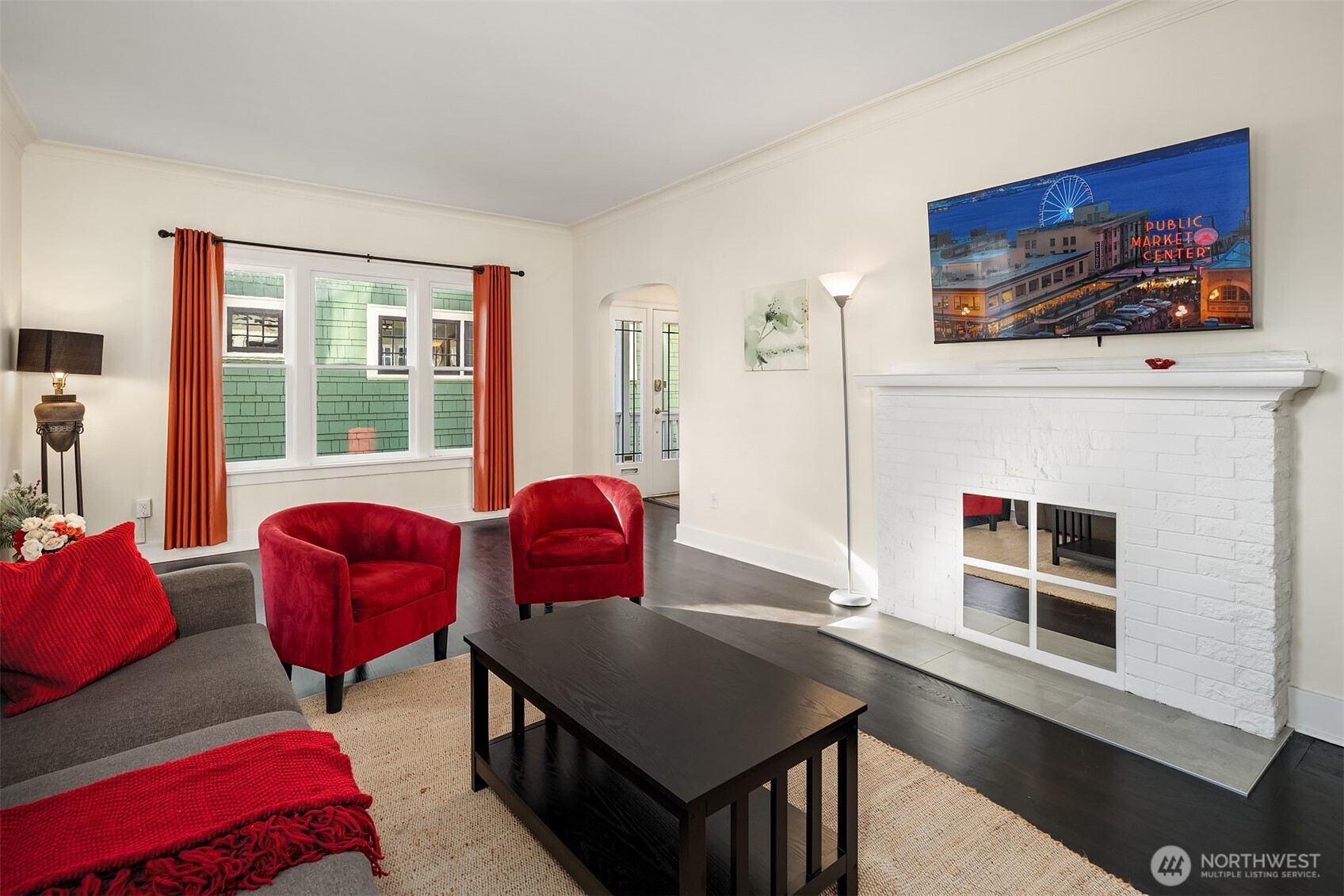 250 NE 50th Street , Seattle, WA 98105