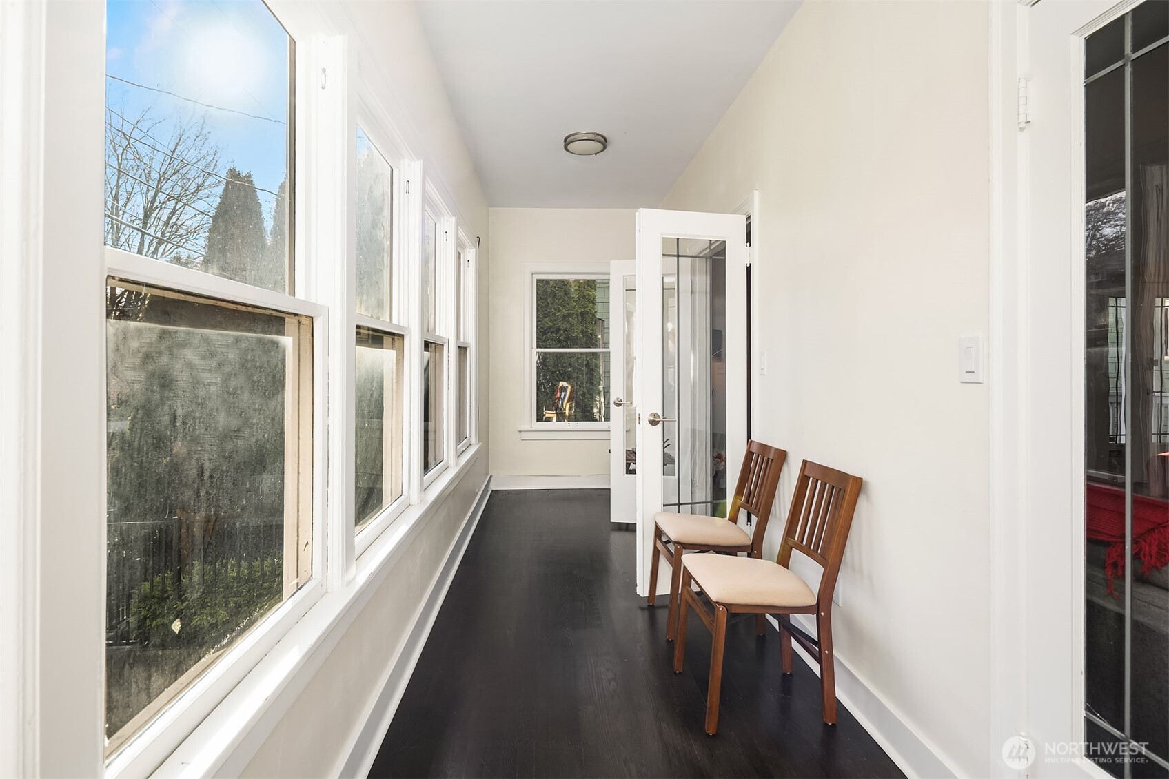 250 NE 50th Street , Seattle, WA 98105