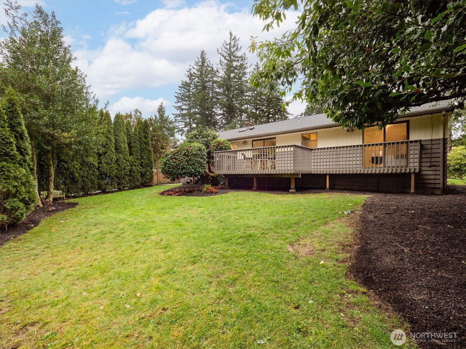 22511 96th W, Edmonds, WA 98020