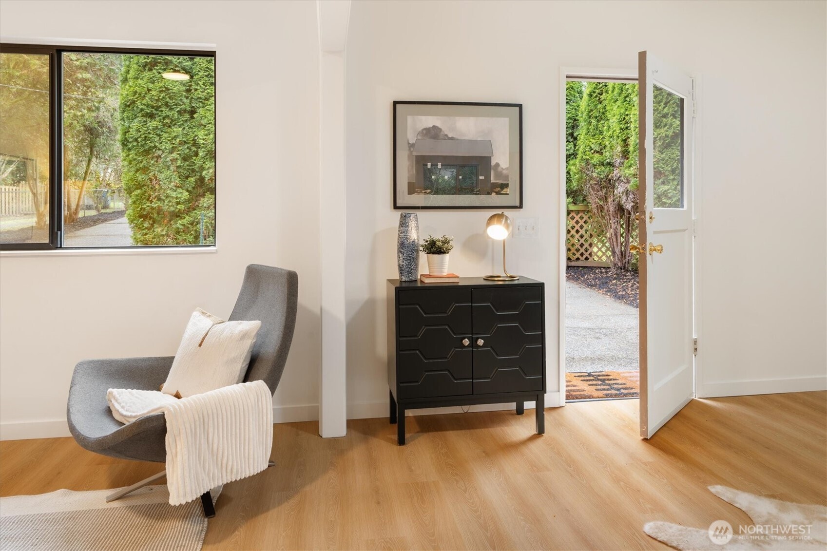 22511 96th W, Edmonds, WA 98020