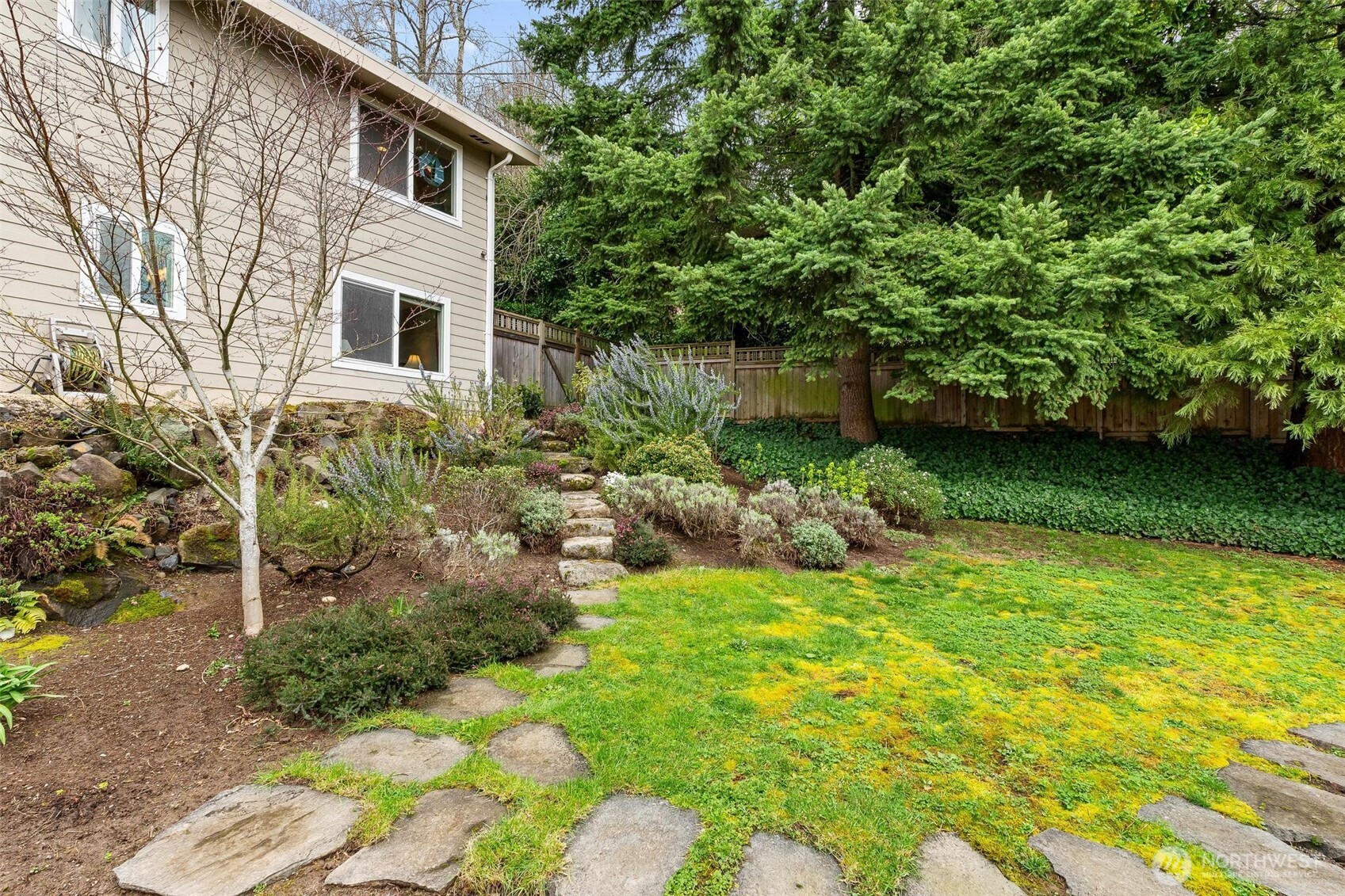 5162 S Wallace Street , Seattle, WA 98178