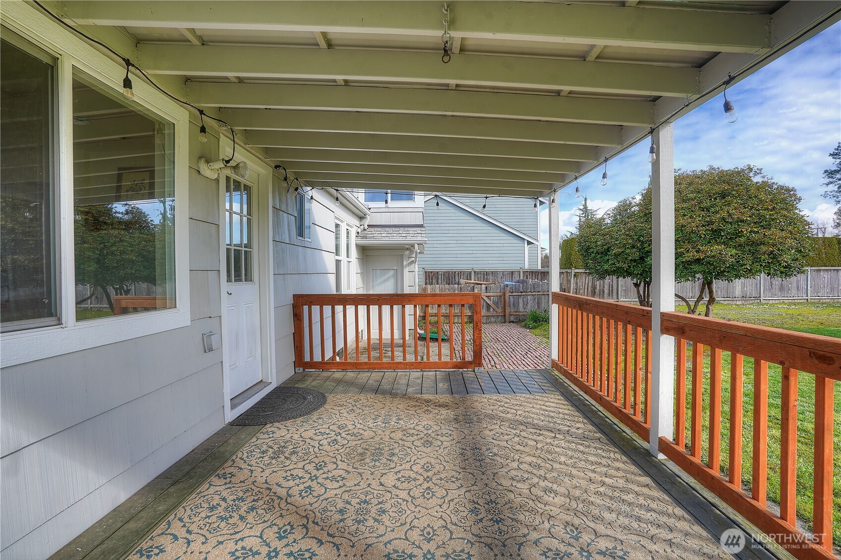 407 18th Street SW, Puyallup, WA 98371-5649