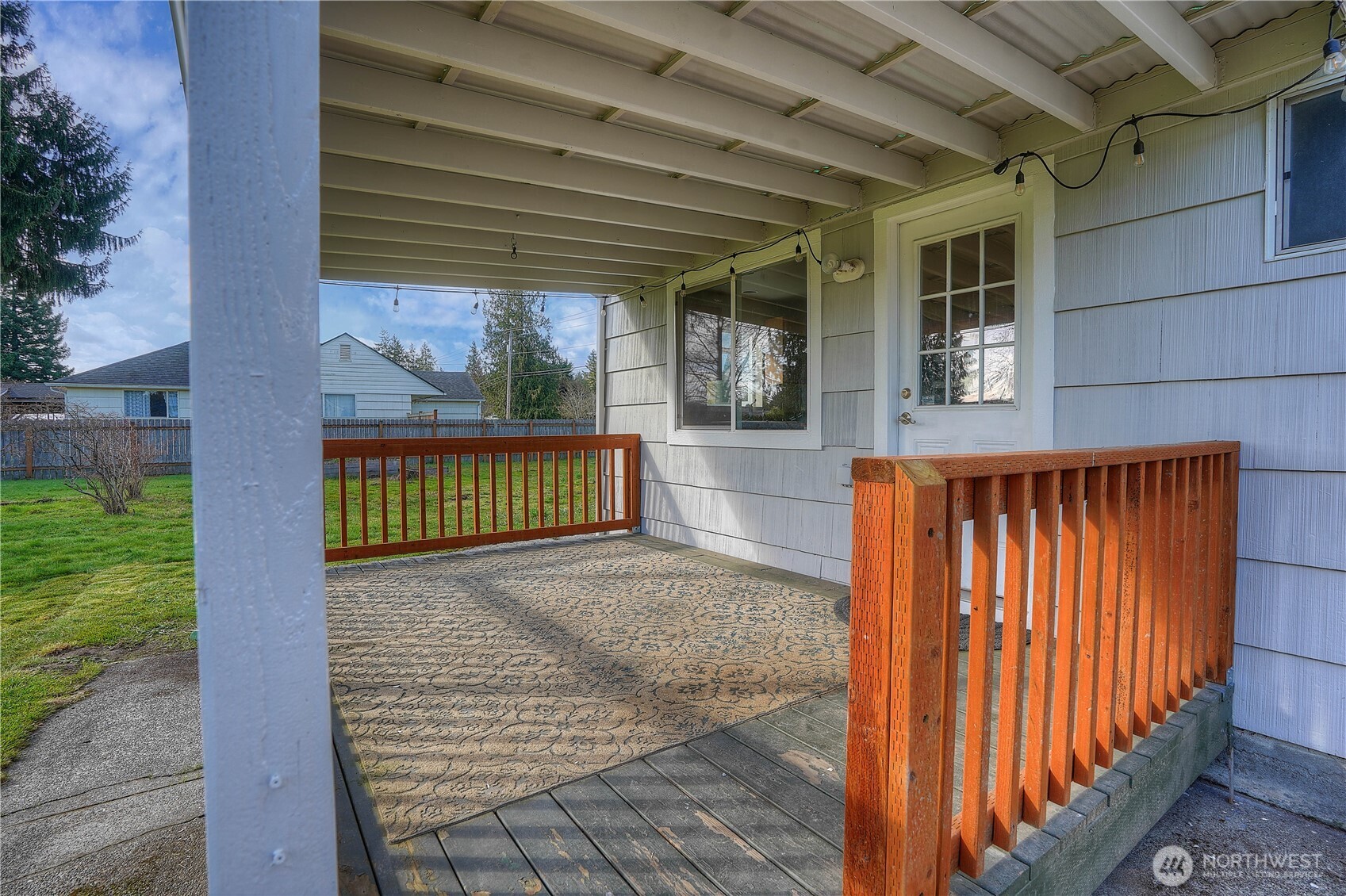 407 18th Street SW, Puyallup, WA 98371-5649