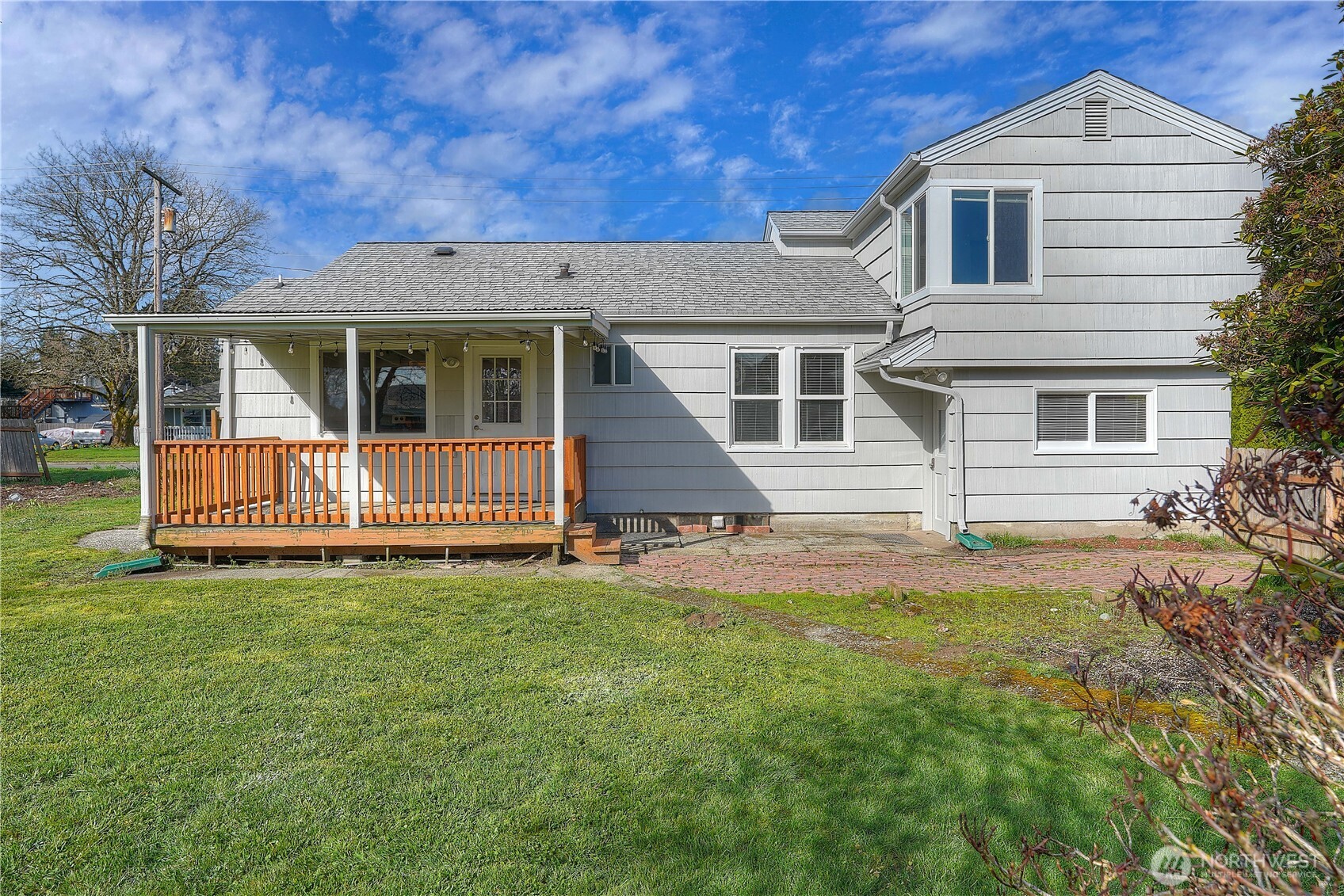 407 18th Street SW, Puyallup, WA 98371-5649