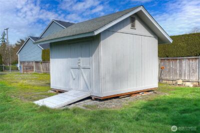 407 18th Street SW, Puyallup, WA 98371-5649 - Photo 36