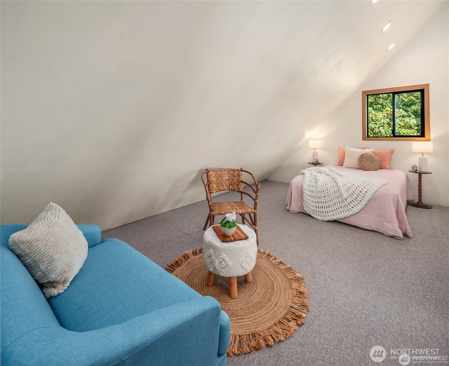 27523 SW Sandy Shores Drive , Vashon, WA 98070