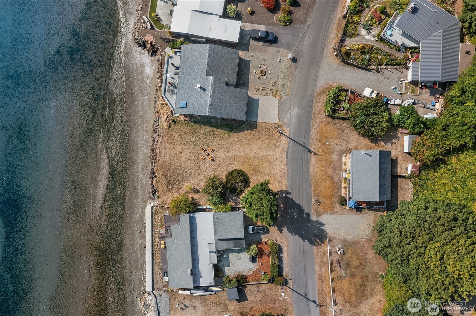 27523 SW Sandy Shores Drive , Vashon, WA 98070